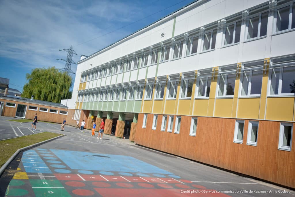 Ville de Raismes Anne Godeau, première école « Énergie 0 »