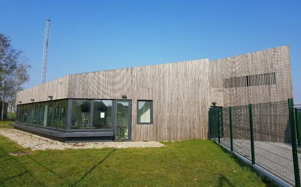 Mairie de Rexpoëde Opération de site autonome en mix énergétique – Rexpoëde
