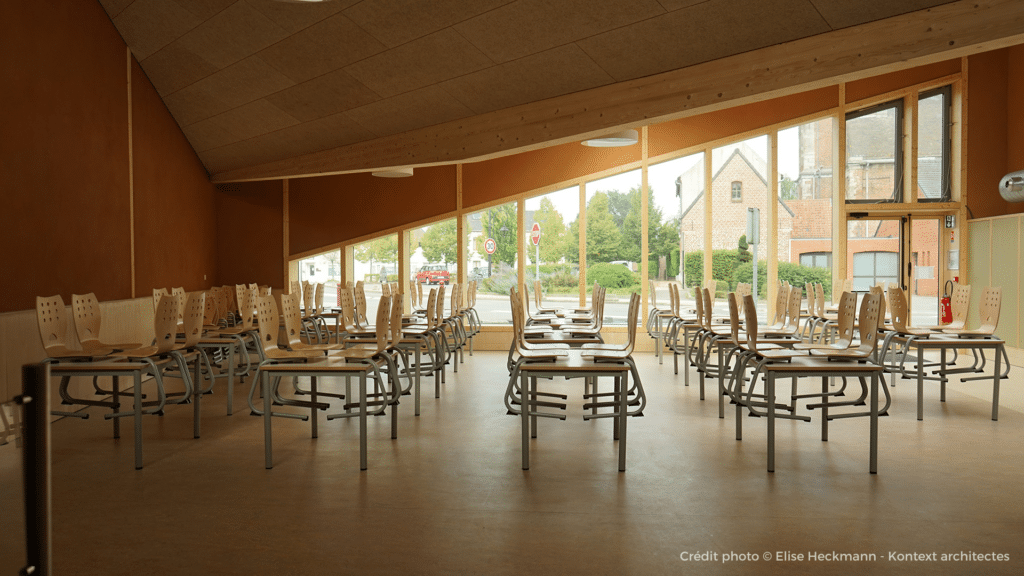 Commune de Mouchin Restaurant scolaire de Mouchin – Une construction passive et biosourcée pour le confort des élèves